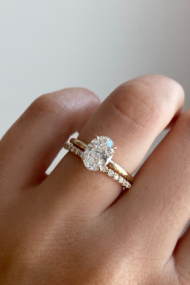 Oval Cut Diamond Engagement Ring 4Cs